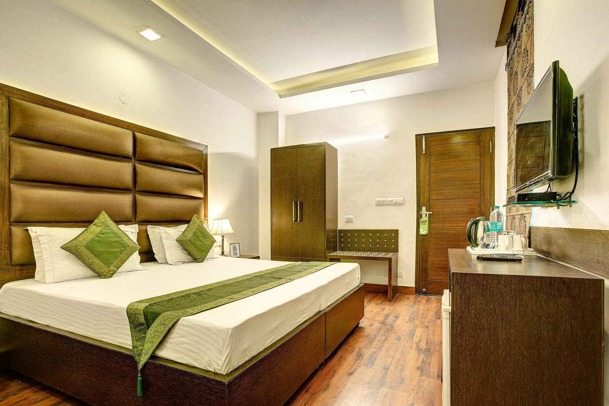 Treebo C T International Hotel Delhi Kültér fotó